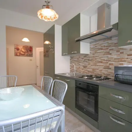 Hanbury 96 - Cristallo Appartement *